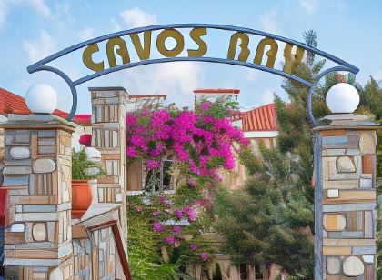 Cavos Bay Hotel & Studios