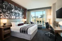 Texas A&M Hotel and Conference Center Hotel dekat The Bush School of Government and Public Service