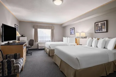 Travelodge by Wyndham Fort McMurray Отели в г. Форт Макмюррей