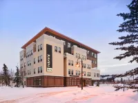 Raven Inn Whitehorse Hotel in zona MacBride Museum of Yukon History