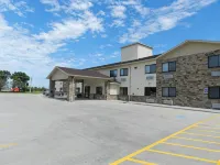 Cobblestone Inn & Suites - Fort Dodge