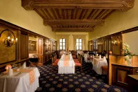 Grandhotel Zvon - parking