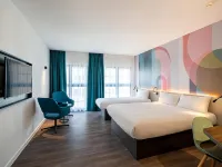 B&B Hotel Gent Centrum Hotels near Saint Nicholas' Church