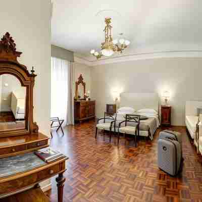 Hotel Vittoria Rooms