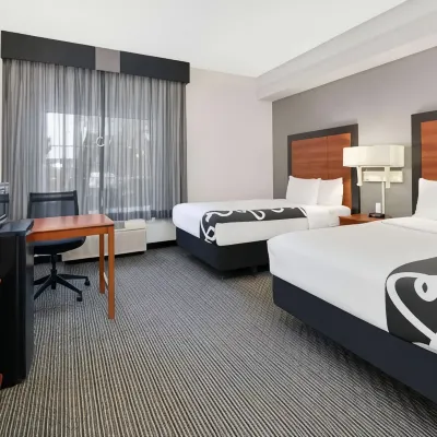 La Quinta Inn & Suites by Wyndham Dallas North Central Hotels near TopGolf