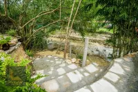 Luzzeri Legasi Zeeman Hulu Langat Guesthouse 烏魯冷嶽住宿飯店