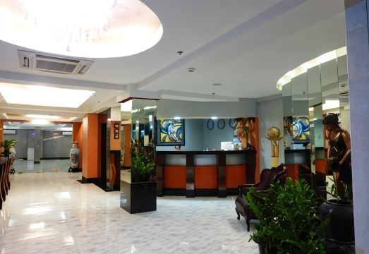 리잘 공원 전경