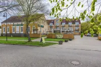 Landhotel Löwenbruch Hotels in Ludwigsfelde