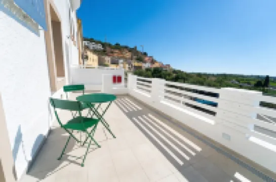 Velis - Art & Hospitality