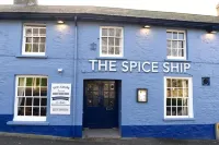 The Spice Ship Hotel dekat Eweleaze Farm