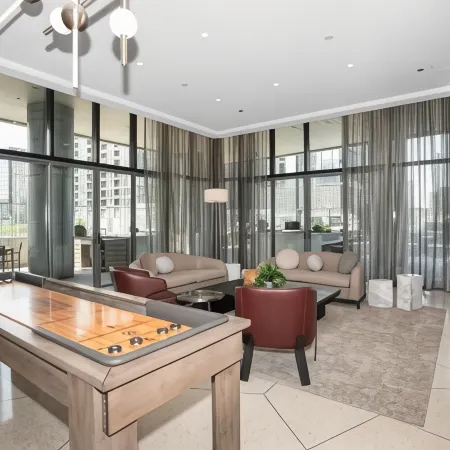 Level Chicago - Fulton Market