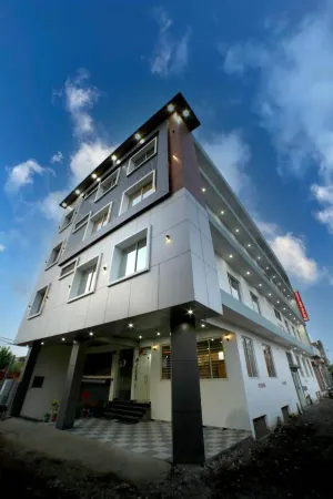 Hotel Red Apple Near Railway Station Chandigarh