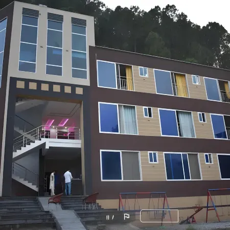 Royal Park Hotel Balakot