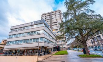 Hotel Distrito Oeste