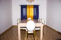 Richard Hotels in Mfoundi