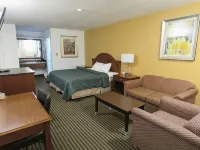 Thunderbird Motel Hotels in Елко