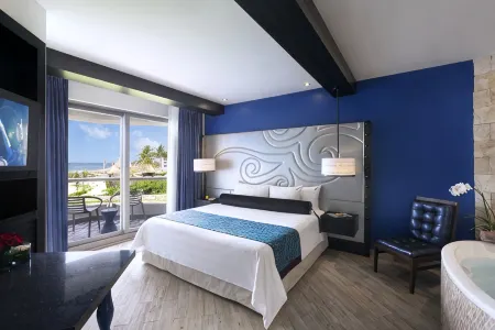 Hard Rock Hotel Riviera Maya - Adults Only - All Inclusive Отели рядом с достопримечательностью «Rockaway Bay»