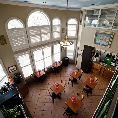 DeSoto Beach Hotel