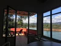 Ecolodge Bahia del Peñón