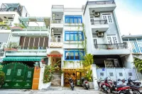 Gis Hotel Nha Trang & Motorbike Rental Hotels in Phước Tiến