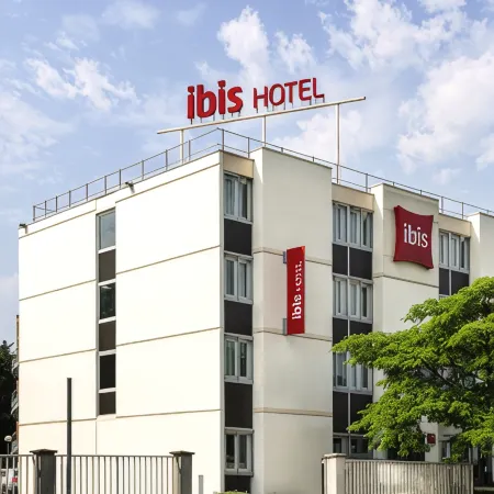 Ibis Saint-Denis Stade Ouest