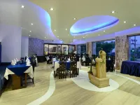 Hotel Taj Resorts Hotels near Jaypee Convention Centre