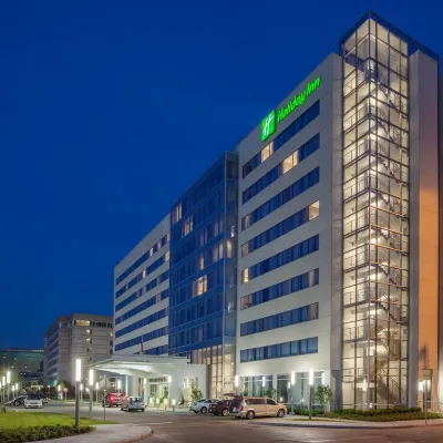 Holiday Inn CLEVELAND CLINIC by IHG Отели рядом с достопримечательностью «Кливлендский оркестр»