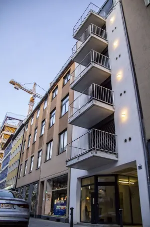 Bluestone Boarding Apartments Отели рядом с достопримечательностью «Музей «НРВ-Форум»»