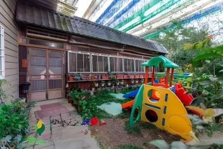 Jia's Homestay Отели рядом с достопримечательностью «Wangyou Forest»