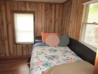 Recently Renovated 3 BR (Jewel) in the Heart of Finger Lakes