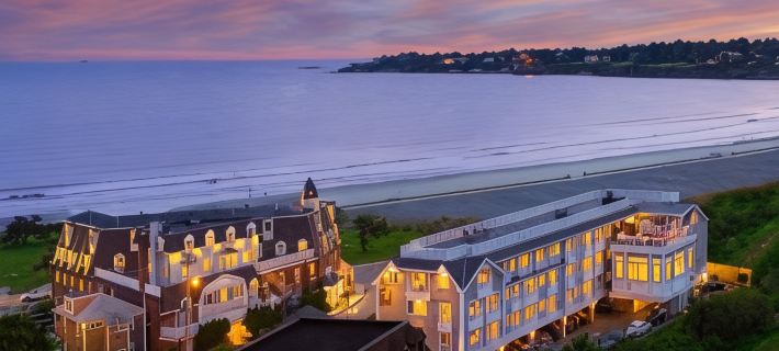 Newport Beach Hotel & Suites Hotels in Middletown