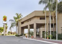 Travelodge by Wyndham Commerce Los Angeles Area Các khách sạn ở Commerce