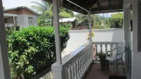 Tropical Breeze Vacation Home and Apartments