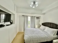 Compact Studio Unit @ Centrio Tower