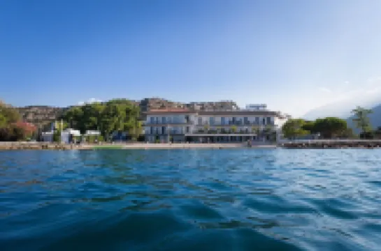 麗都藍光沖浪和腳踏車飯店