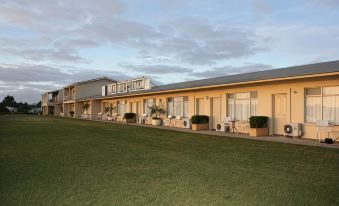 Lakeview Motel and Apartments
