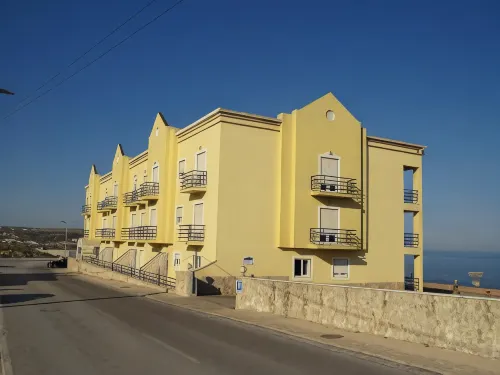 Hotel Apartamento Praia Azul - Bãi đậu xe