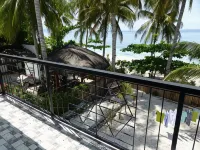D & B Bluestar Beach Resort - Ocean View