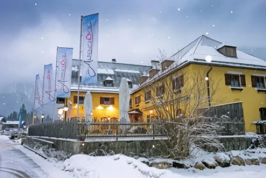 Deva Hotel Alpenglück Hotels in Schneizlreuth
