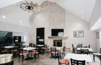 Hawthorn Suites by Wyndham Tinton Falls - breakfast