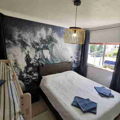 Magnificent Golf Village Cottage, fully equipped, Wifi, large outdoor swimming pool Rooms