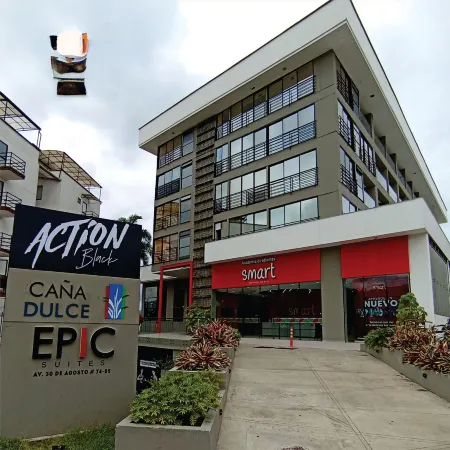 Epic Suite 407 Deluxe Aeropuerto Отели рядом с достопримечательностью «Expofuturo Event Center»