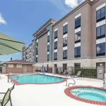 Hampton Inn & Suites Houston/League City Hotels in Dickinson