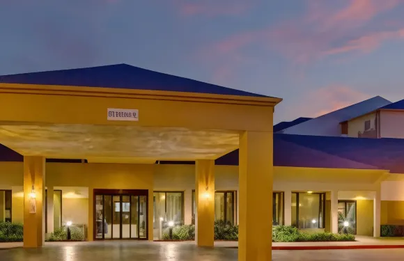 休斯頓威斯特契斯萬怡酒店