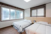 Jeju Denioni Pension Hotels in Hallim Park/Hyeopjae Beach