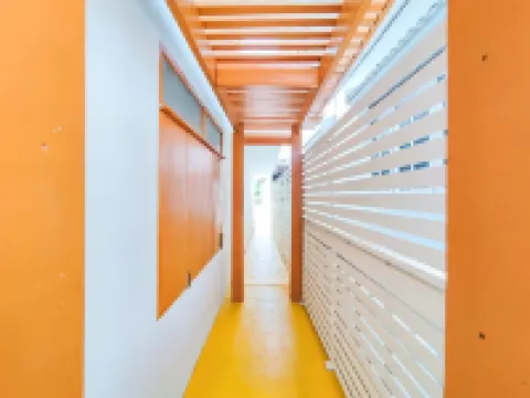 Gao Phala Beachfront Hostel