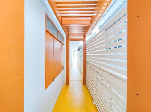 Gao Phala Beachfront Hostel