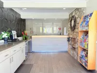 Anaheim Islander Inn and Suites - Motels