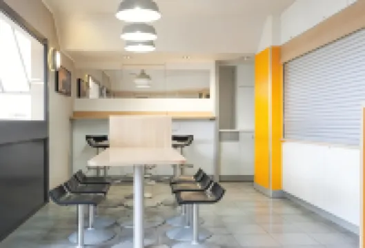 FYL โฮเต็ล แซงต์ โพล