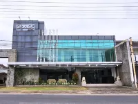 Grage Hotel Malang Hotel di Singosari